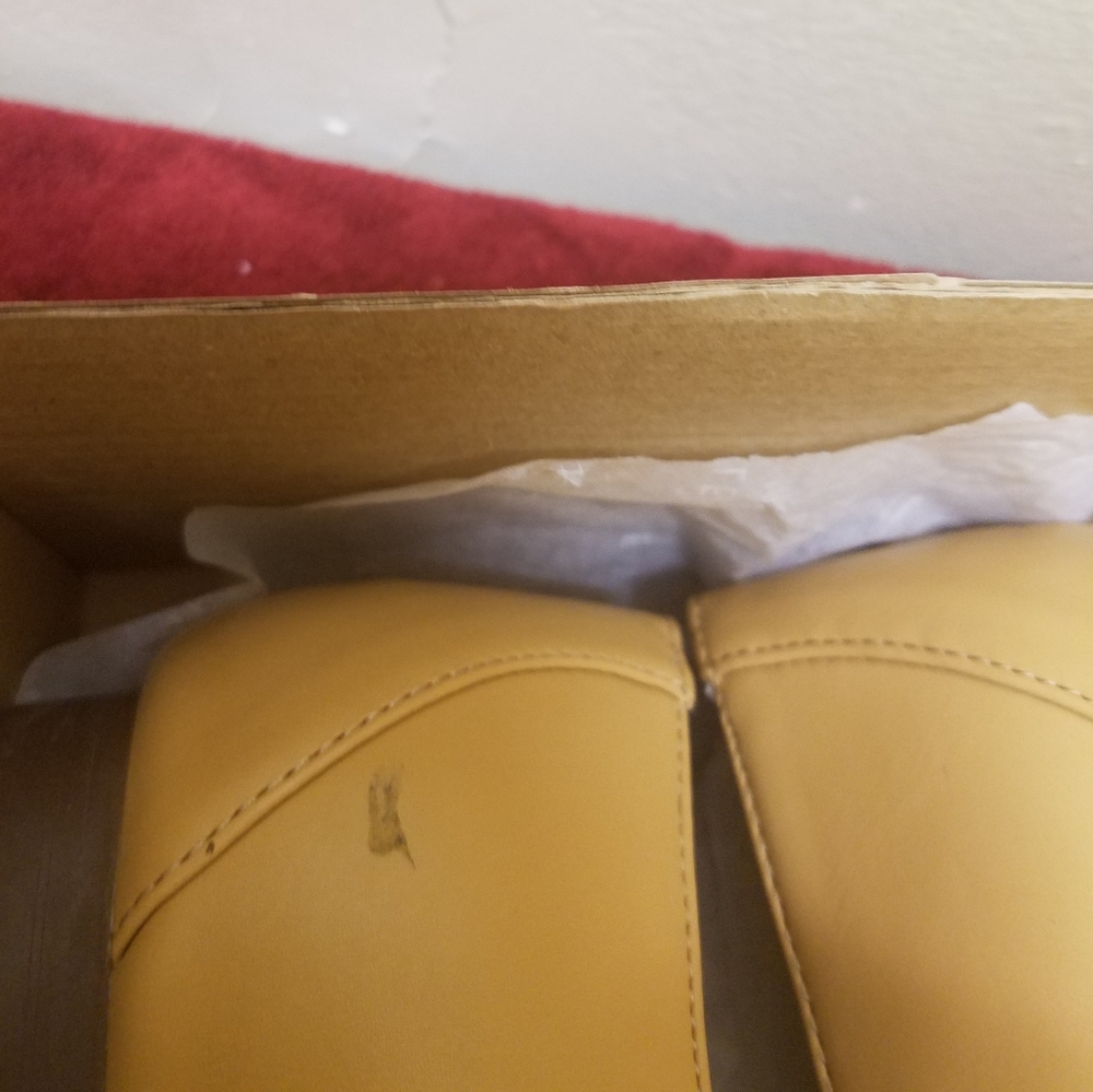 Shoes - Picture 3 of 3